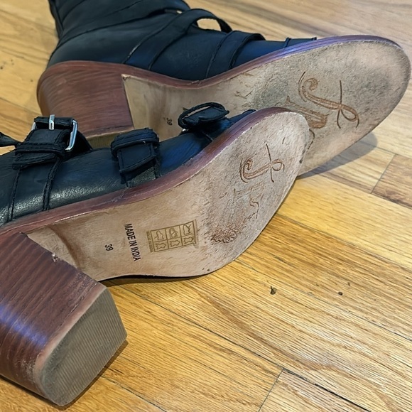 Free People sz 39 strappy heeled FP Collection - Buckle Up Baby Block Heels - Picture 8 of 10